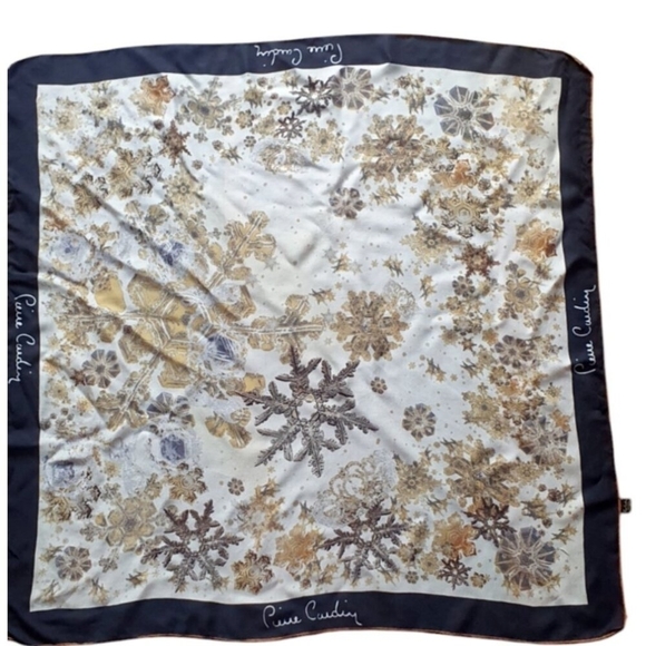 Pierre Cardin Vintage Scarf Size 34x34 in 100% ipek silk - Picture 3 of 7